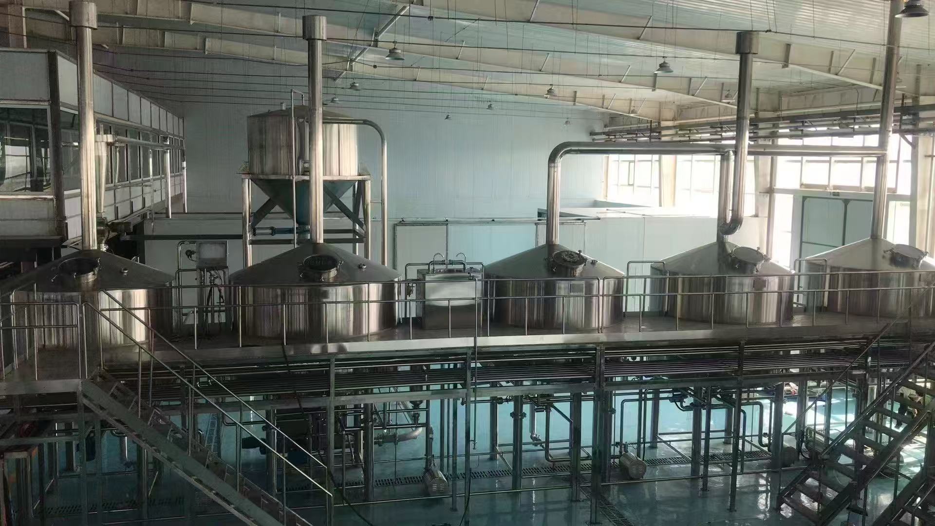 内丘精酿啤酒设备厂—精酿啤酒设备主要生产工艺与核心技术